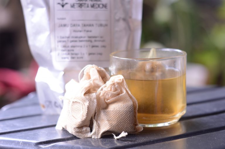 Teh Herbal Metrifita Medicine